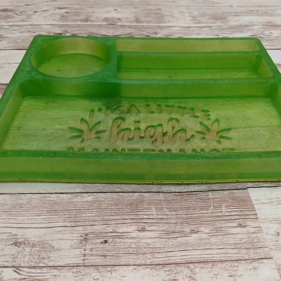 I'm a little high maintenance rolling tray - Picture 3 of 12